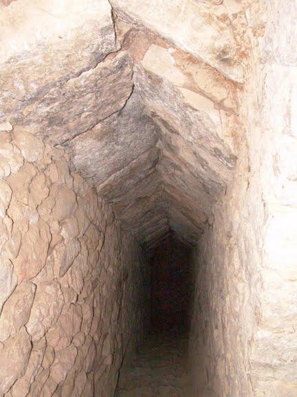 Bodegas Subterráneas